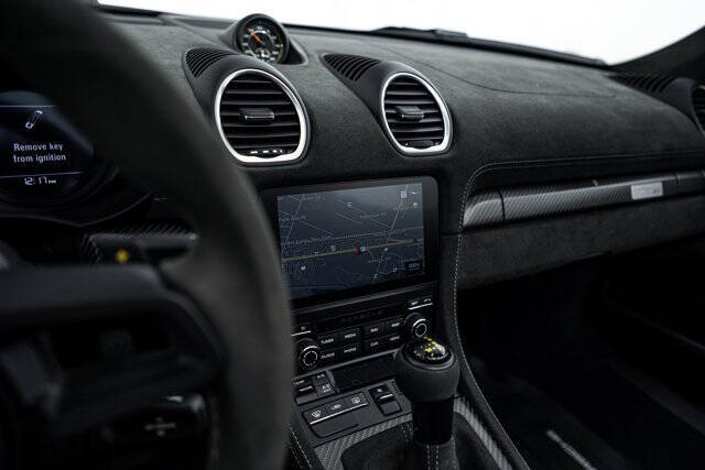 2024 Porsche 718 Boxster Spyder RS