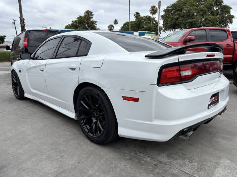 2013 Dodge Charger SRT8