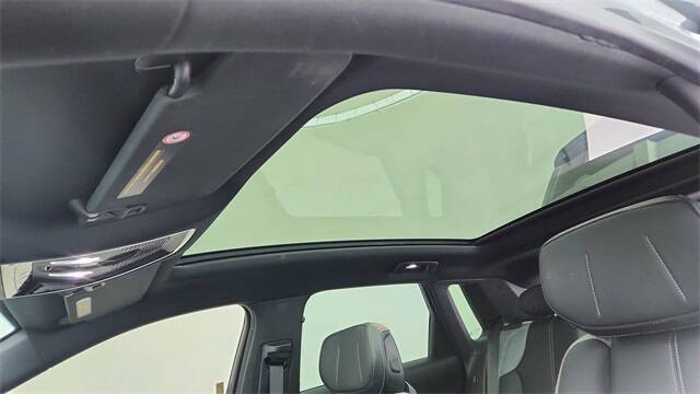 2024 Cadillac LYRIQ Tech