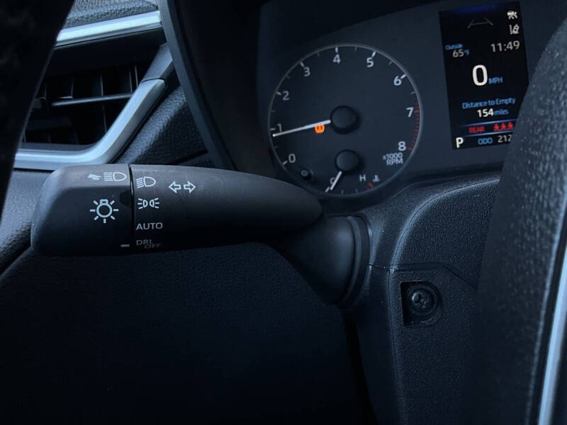 2025 Toyota Corolla Cross LE