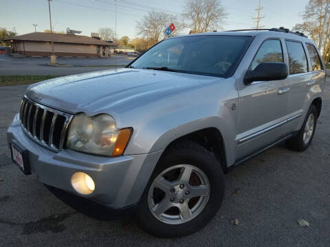 2005 Jeep Grand Cherokee for sale at Car Castle in Zion IL