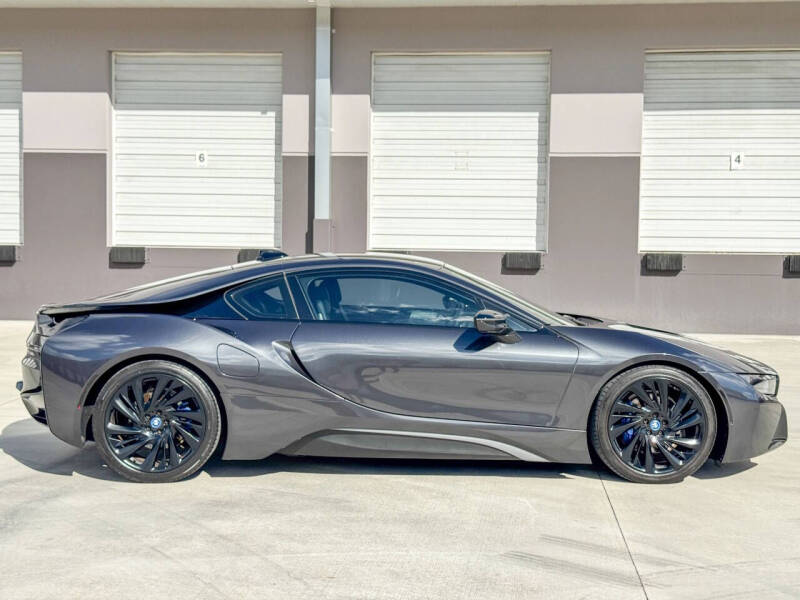 2015 BMW i8