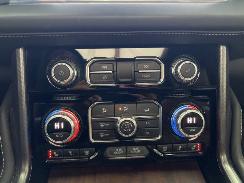 2023 GMC Yukon Denali Ultimate