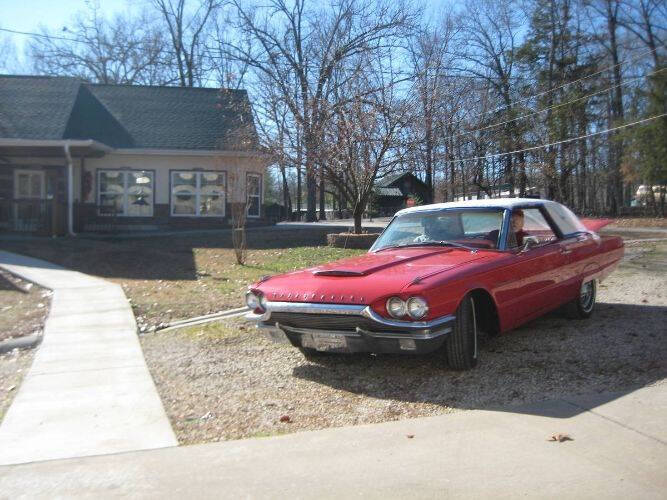 1964 Ford Thunderbird