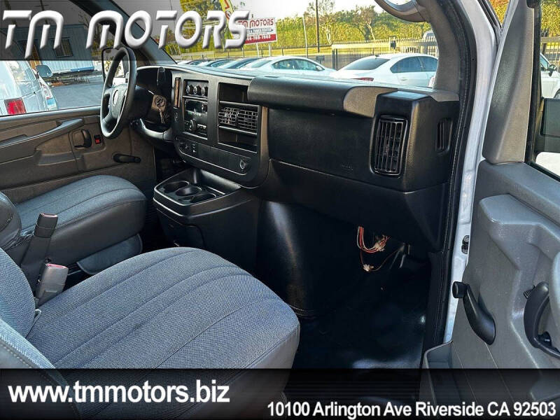 2011 GMC Savana 3500