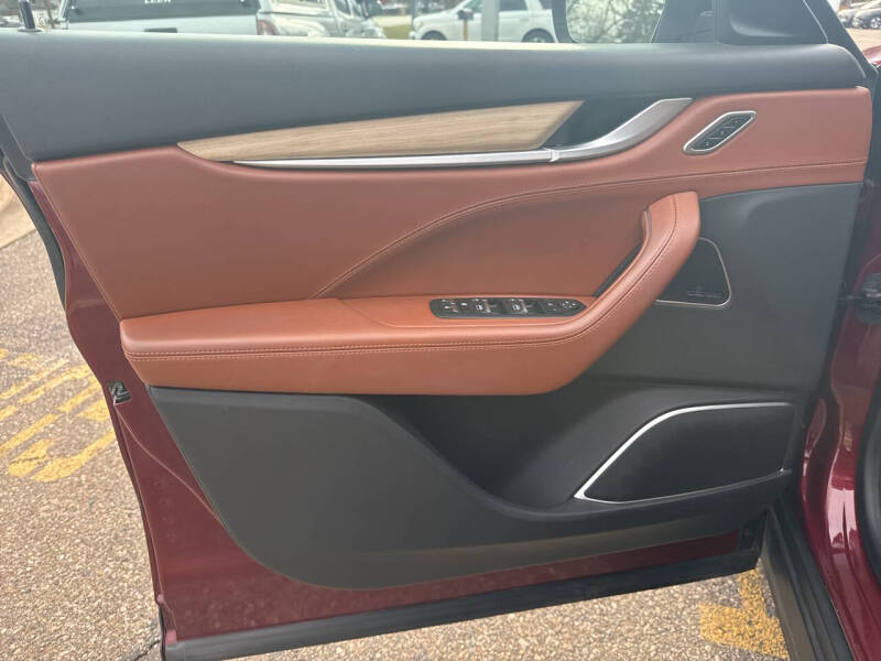 2017 Maserati Levante S