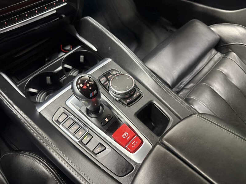 2015 BMW X6 M