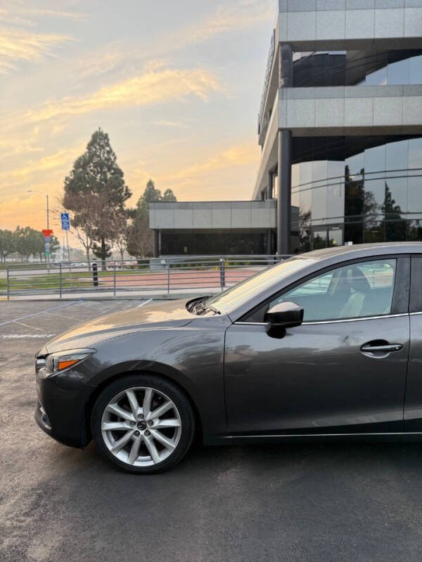 2017 Mazda MAZDA3 Grand Touring