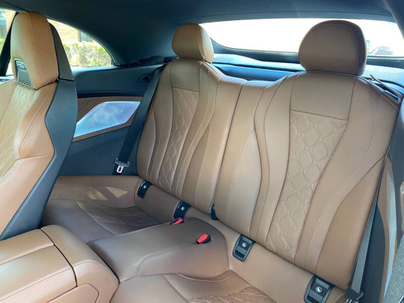 2020 BMW M8