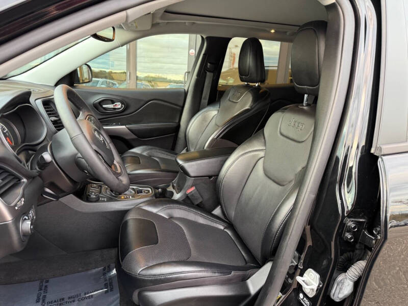 2022 Jeep Cherokee Latitude Lux