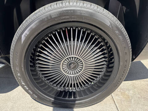 2012 Cadillac Escalade Luxury