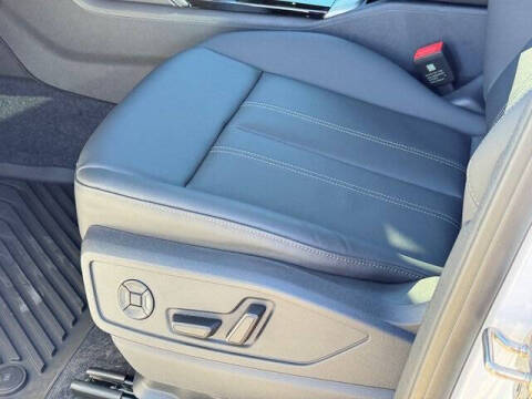 2025 Audi Q5 quattro Premium TFSI