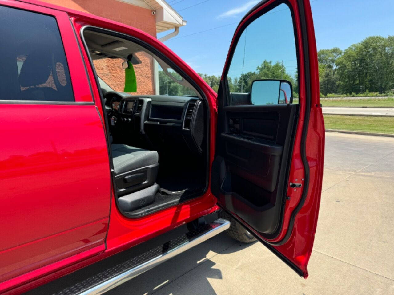 2018 Ram 2500 for sale at Illinois Auto Wholesalers in Tolono, IL