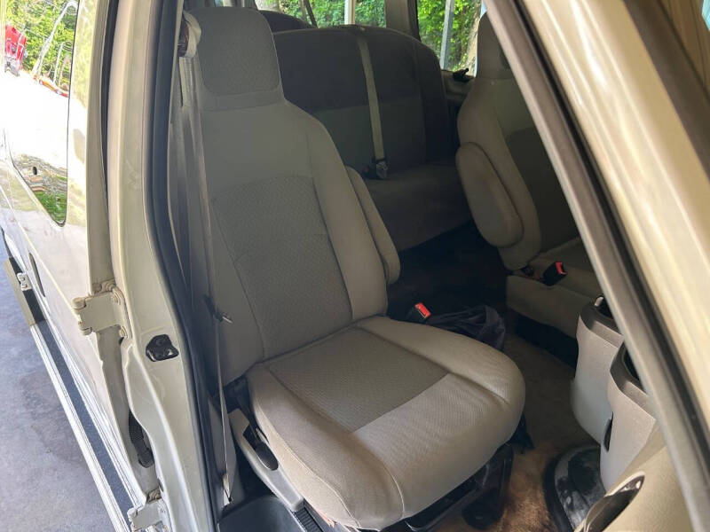 2014 Ford E-Series E-350 SD XLT