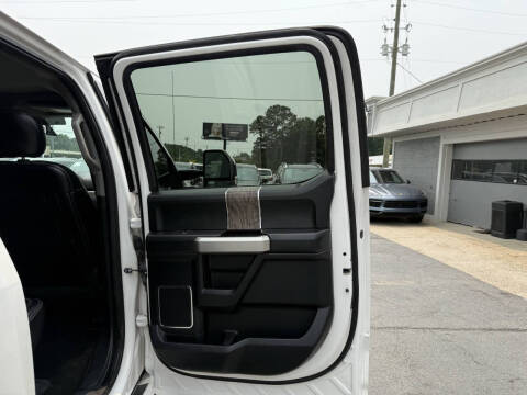 2017 Ford F-350 Super Duty Lariat