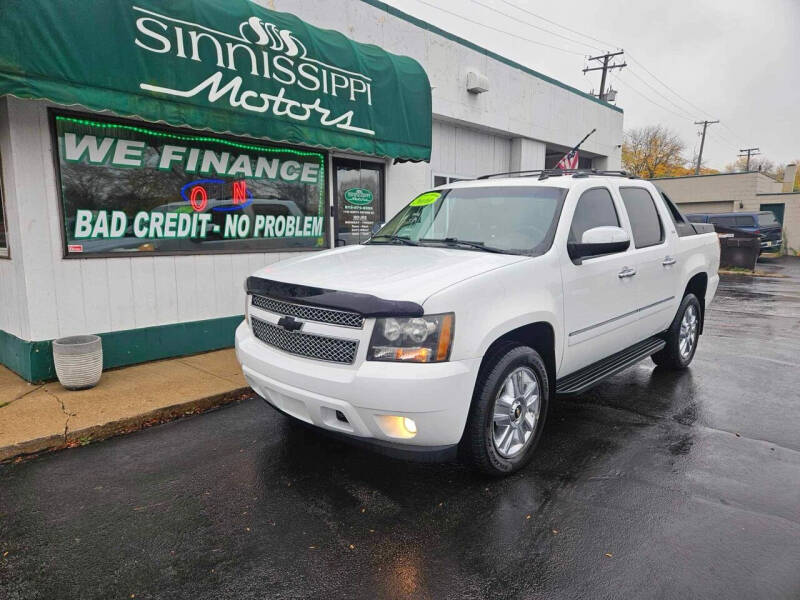 2010 Chevrolet Avalanche for sale at Sinnissippi Motors in Rockford IL