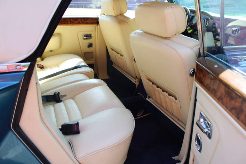 1989 Rolls-Royce Corniche