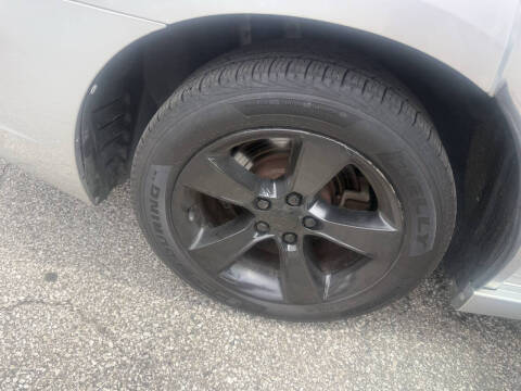 2012 Dodge Charger SE