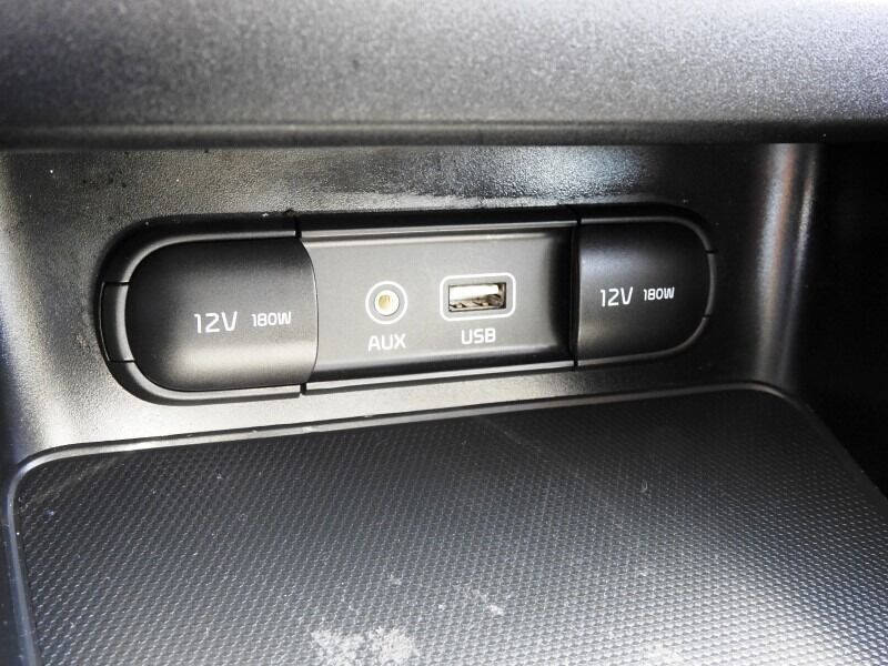 2021 KIA Forte Sedan - $15,900