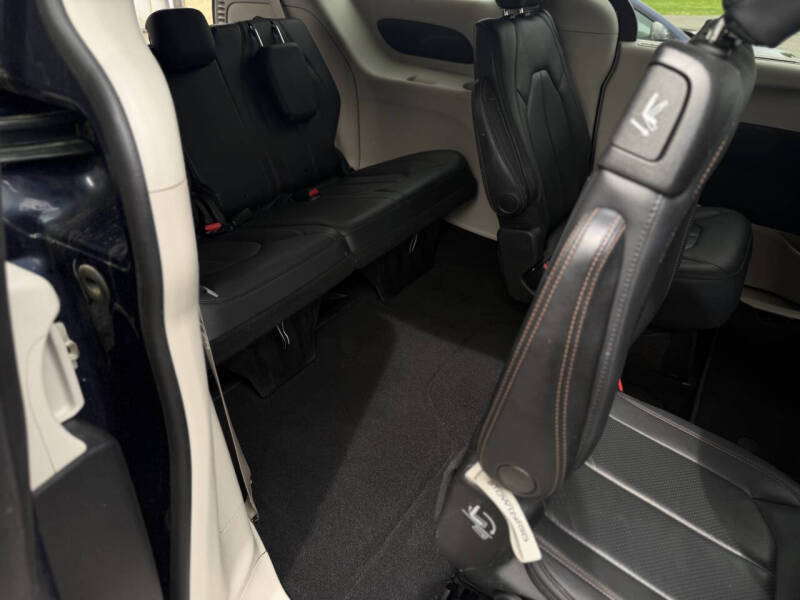 2019 Chrysler Pacifica Touring L