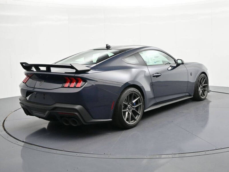 2025 Ford Mustang Dark Horse