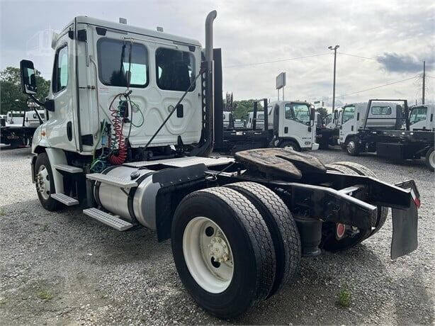 2014 Freightliner Cascadia