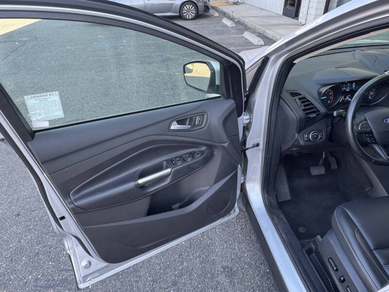 2019 Ford Escape SEL