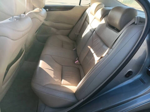 2004 Lexus ES 330