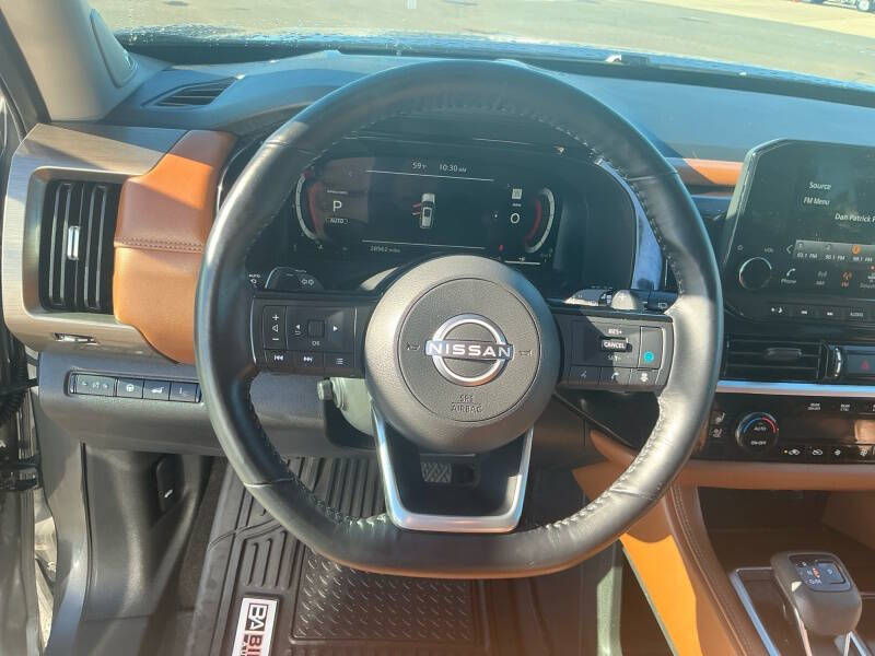 2023 Nissan Pathfinder Platinum