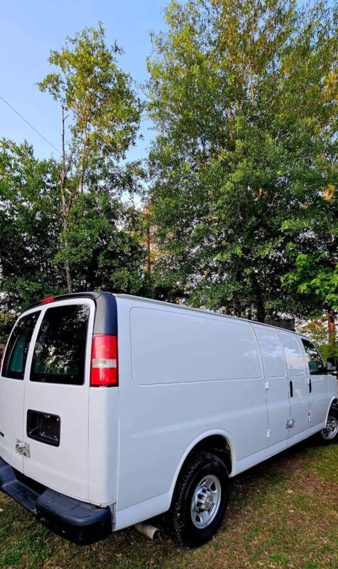 2019 Chevrolet Express 2500