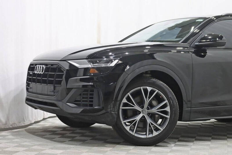 2020 Audi Q8 quattro Premium 55 TFSI