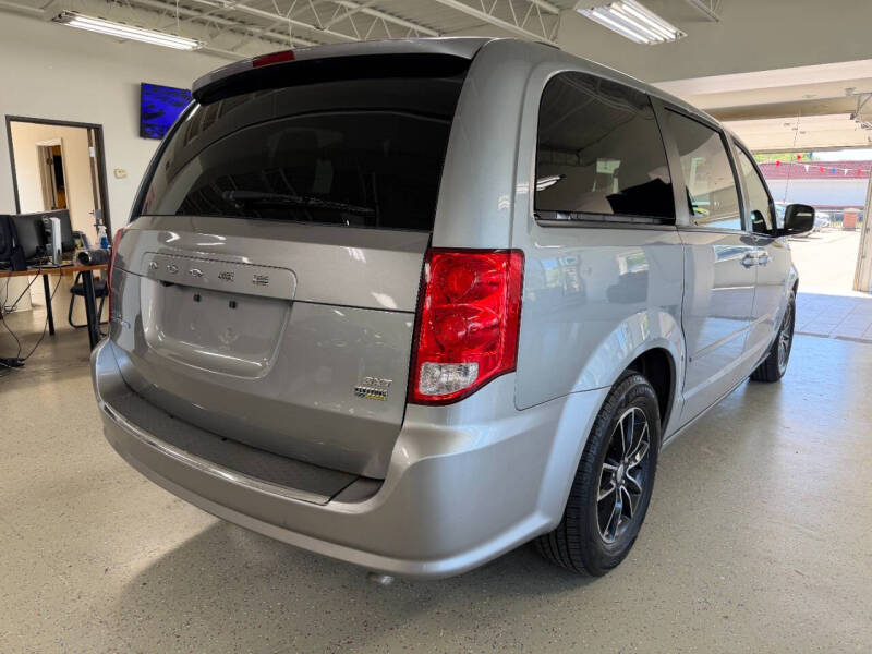 2017 Dodge Grand Caravan SE Plus