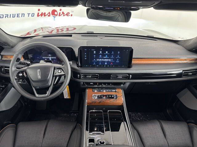 2025 Lincoln Aviator Black Label