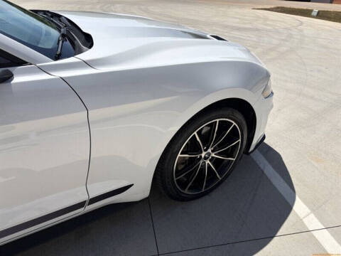 2020 Ford Mustang EcoBoost Premium