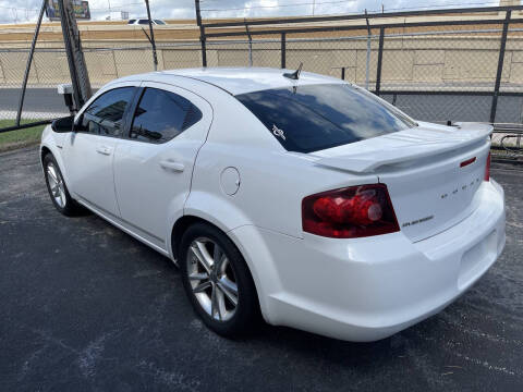 2014 Dodge Avenger SE