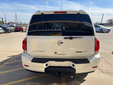 2012 Nissan Armada SV