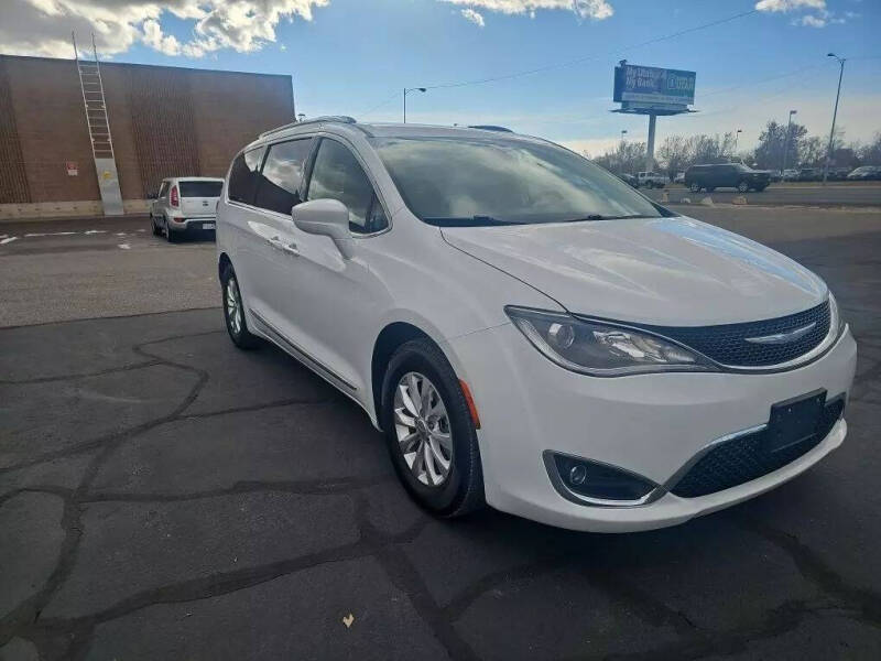 2018 Chrysler Pacifica for sale at Smart Buy Auto Sales in Ogden UT