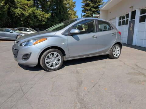 2013 Mazda MAZDA2 Sport