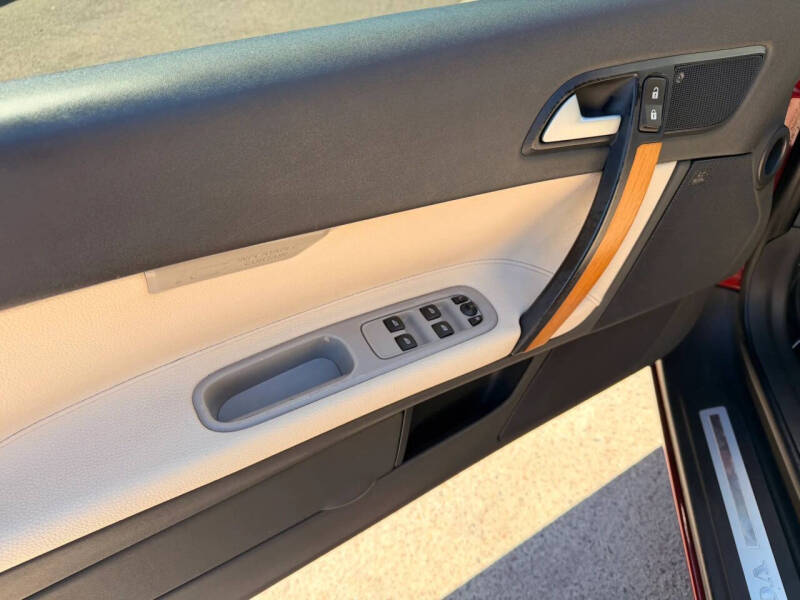 2011 Volvo C70 T5