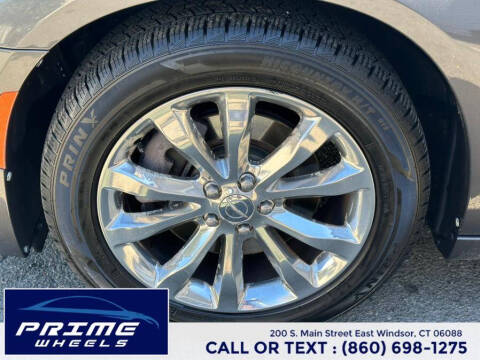 2017 Chrysler 300 Limited