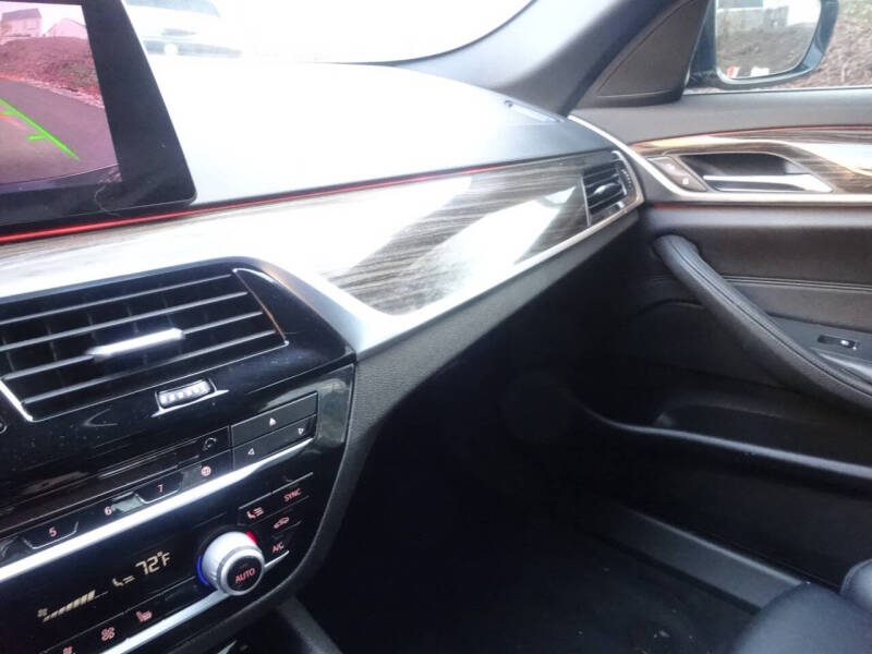 2019 BMW 5 Series 530i xDrive