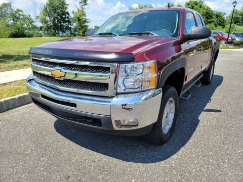 2013 Chevrolet Silverado 1500 for sale at DISTINCT IMPORTS in Cinnaminson NJ