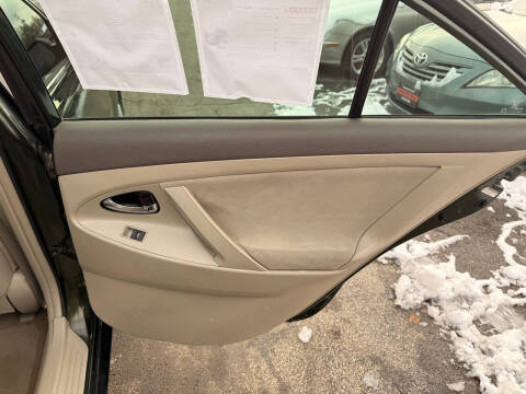 2010 Toyota Camry LE