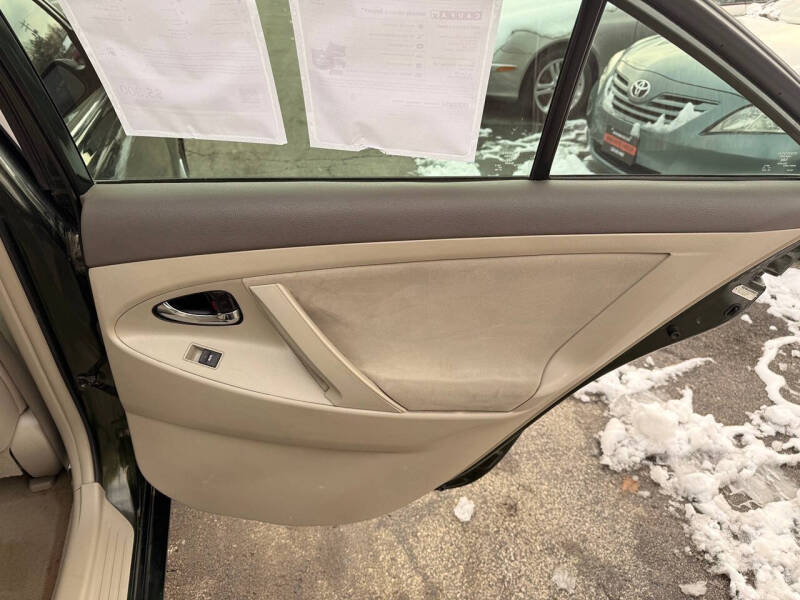 2010 Toyota Camry LE