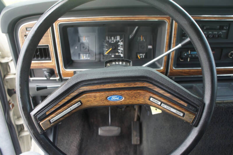 1990 Ford E-Series E-150