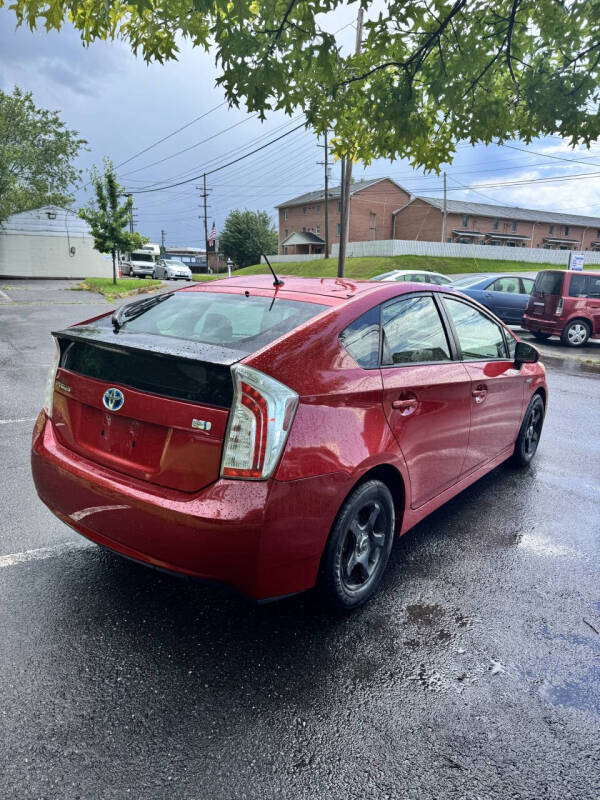 2013 Toyota Prius Four