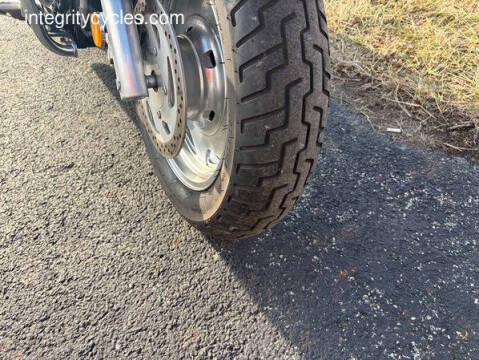 2005 Suzuki Boulevard