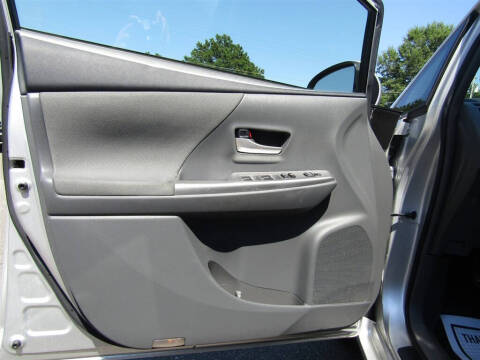 2012 Toyota Prius v Two