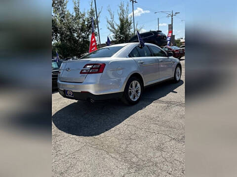 2014 Ford Taurus SEL