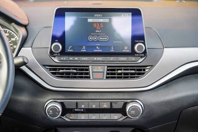 2025 Nissan Altima 2.5 SR